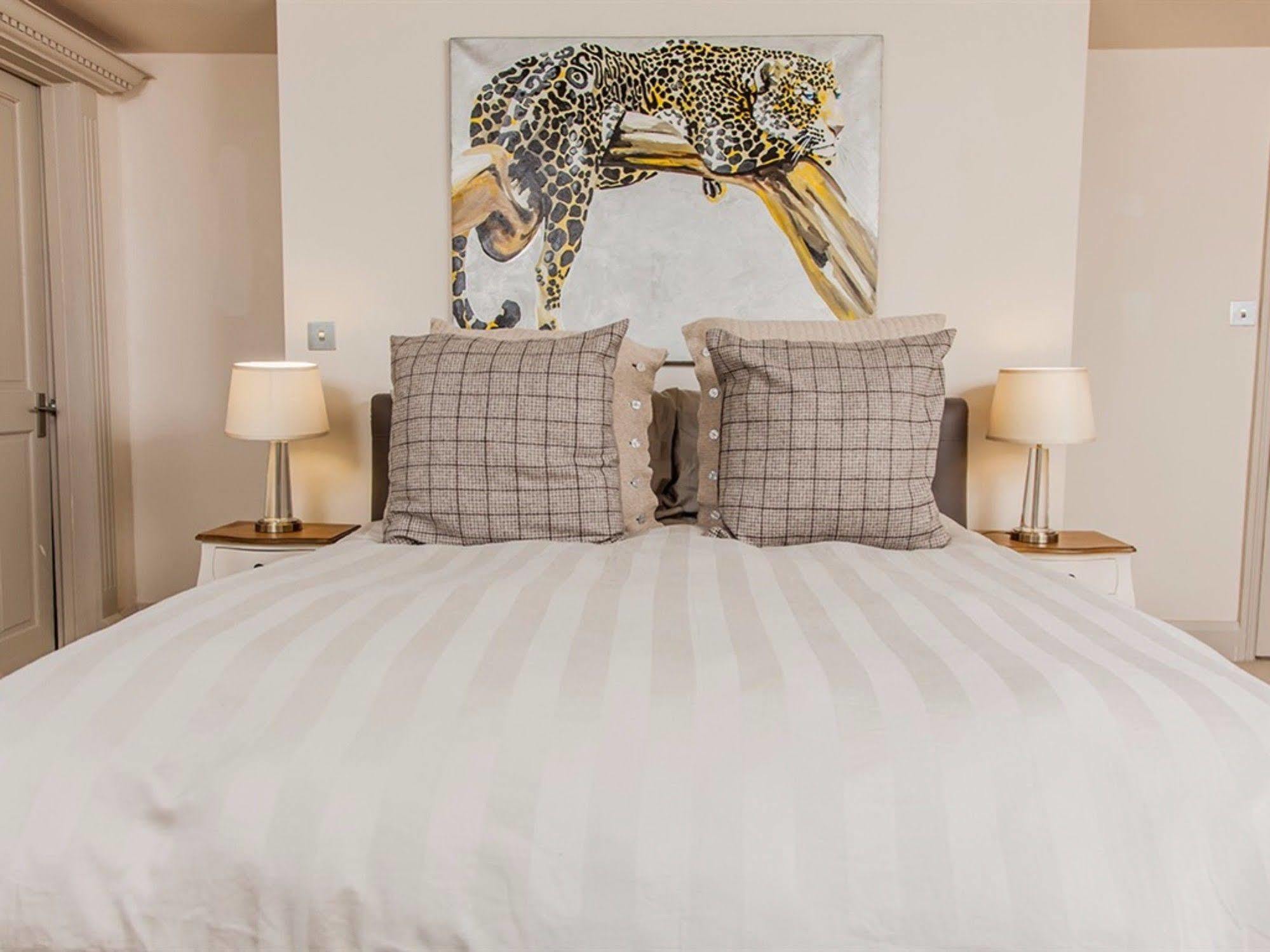 Court House Manor Luxury B&B Painswick Buitenkant foto